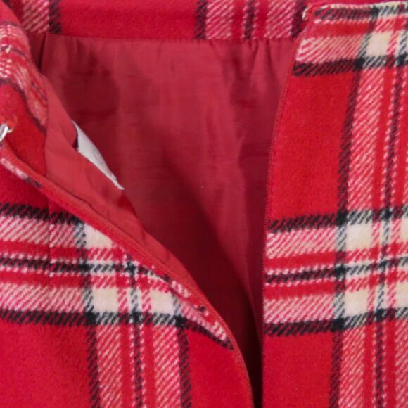 Chadwick's 90s Vintage Red Plaid Wool High Rise Mini Skirt Size 6 Petite - Picture 6 of 8